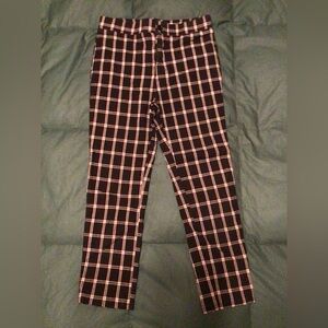 Black and white capris